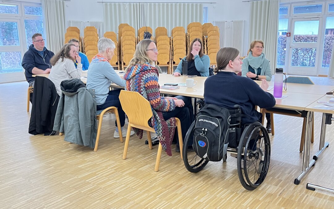 Inklusive Erwachsenenbildung stärken – Fortbildung mit Inkluevo in Wiehl